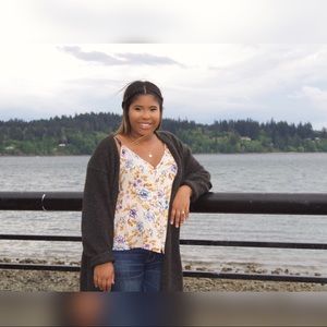 Meet your Posher, Sade